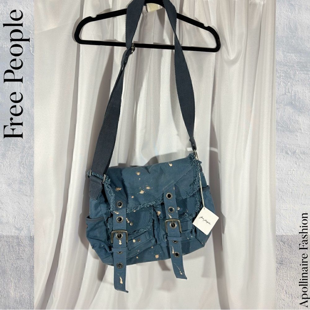 FREE PEOPLE SHADOW BOXER MESSENGER BAG IN FRENCH BLUE NWT NEW GORGEOUS - Picture 4 of 7